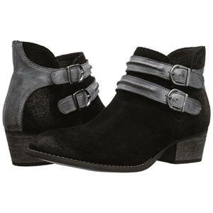 PRICE DROP❗️ Steve Madden “Raskal” Bootie Size 7M
